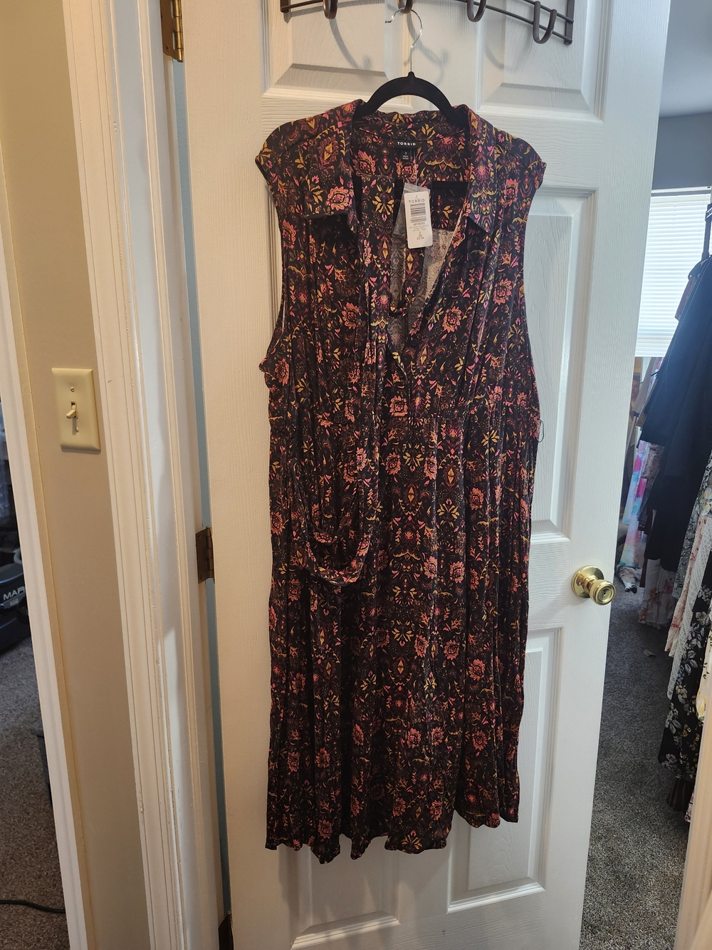 Torrid Black Sleeveless Midi Dress with Pink & Orange Floral Print, 3X, NWT